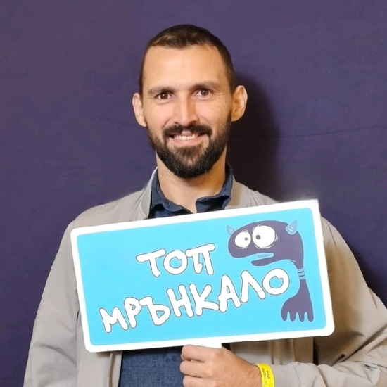 Мирослав Николов
